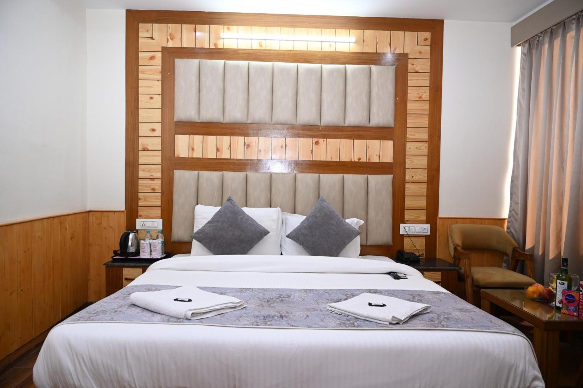 Hotel Lee Green Manali  Ngoại thất bức ảnh